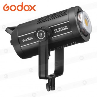 Luz LED Godox SL-200 III (200W - 5600K)
